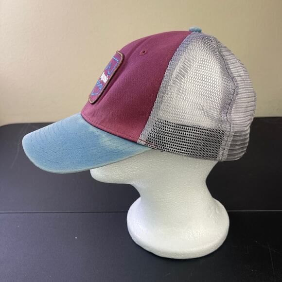 Patagonia Mountain Wave Trucker Hat Burgundy Blue Logo Adjustable Cap Mesh FADED - Picture 3 of 7